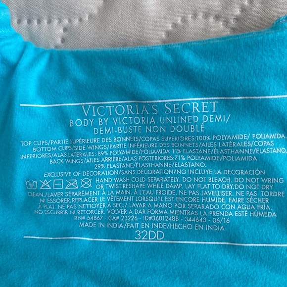 Victoria Secret Body unlined Demi bra - Picture 2 of 2